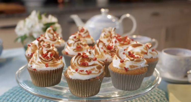 Mary Berry Lemon Meringue Cupcakes